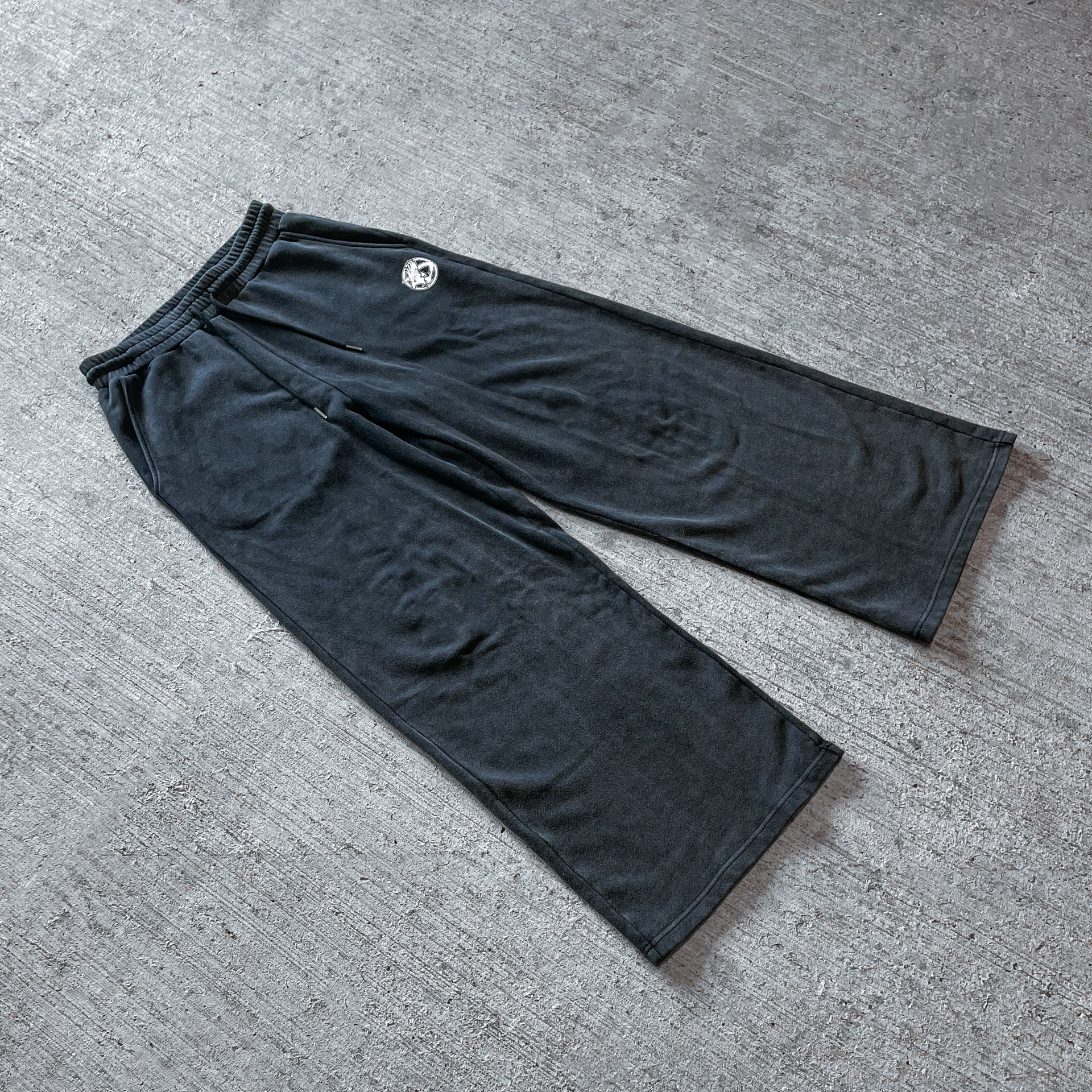 Raven Sweatpants (Noir)